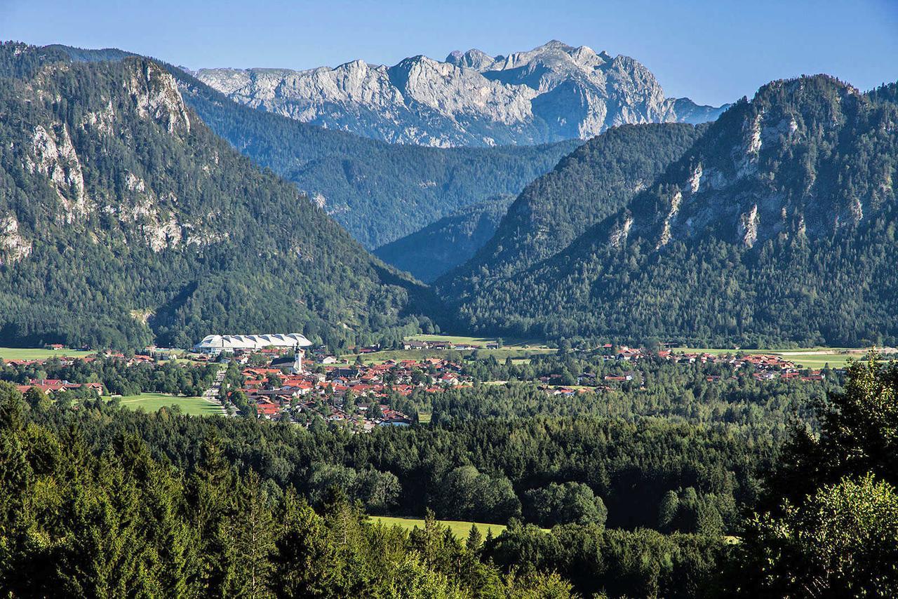 Ferienwohnungen Mit Bergblick Inzell Exterior foto